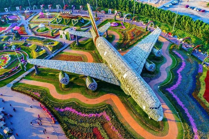 Amazing Creek Dubai With Ferrari World